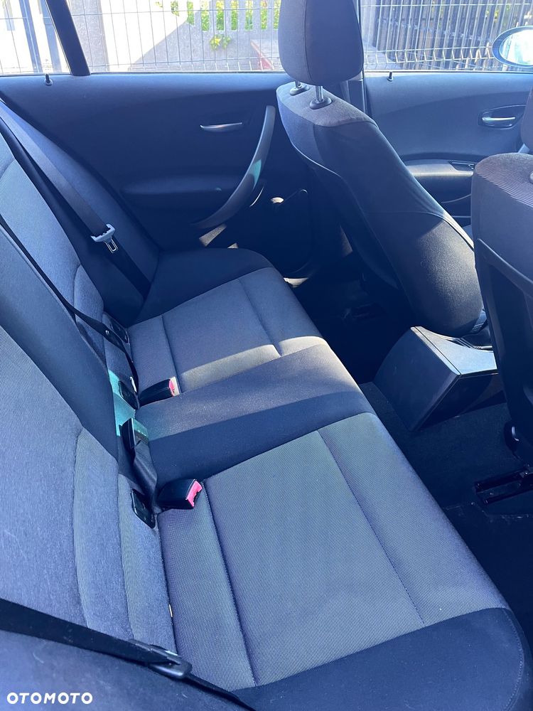 BMW Seria 1 116i - 11
