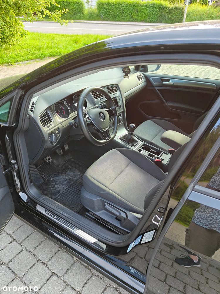 Volkswagen Golf 1.2 TSI BMT Trendline - 11