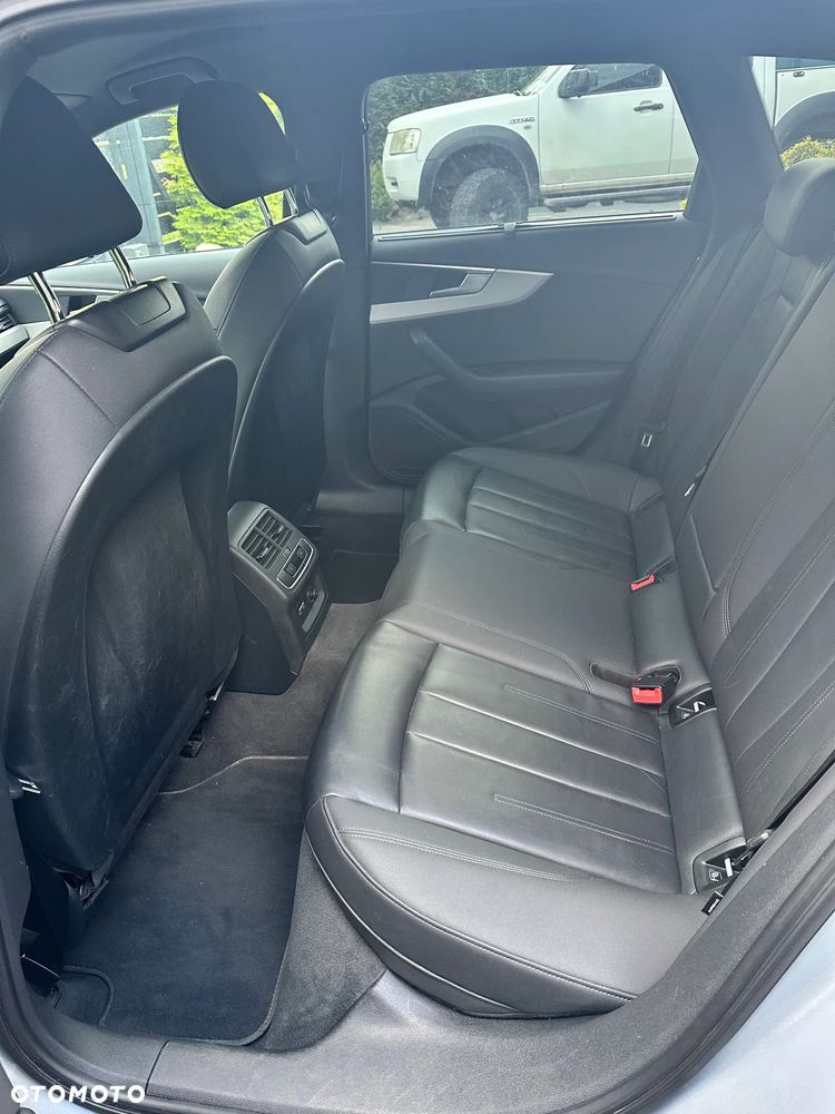 Audi A4 Avant 40 TDI S tronic - 14