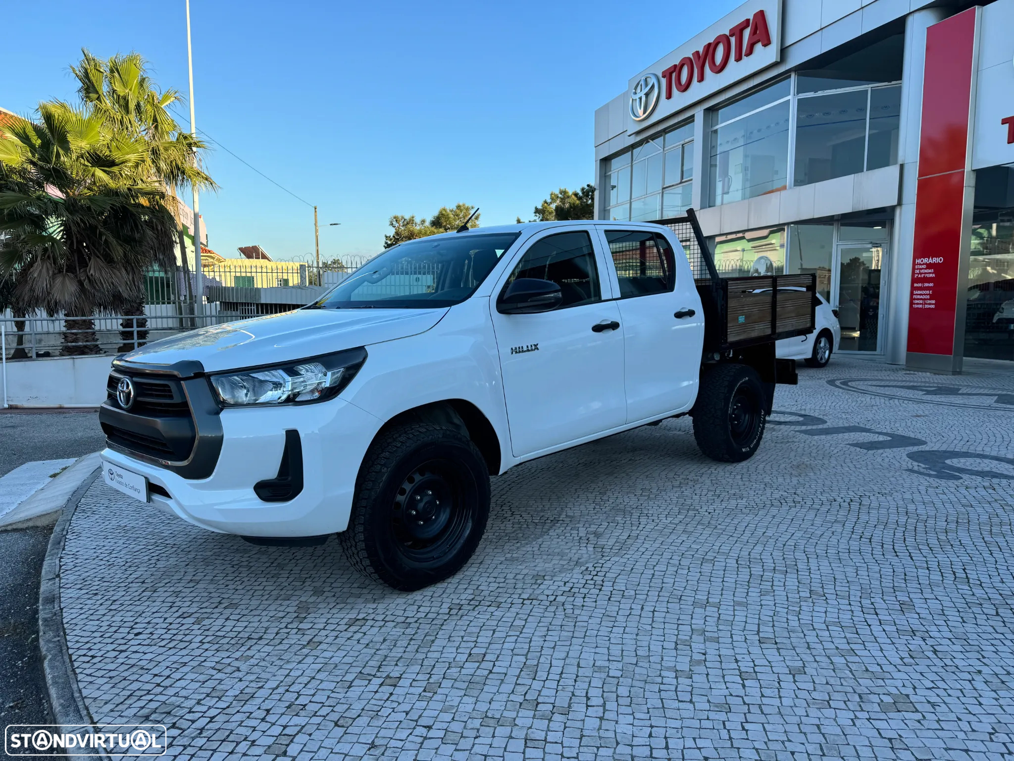 Toyota Hilux 2.4 D-4D 4WD CD CH - 4