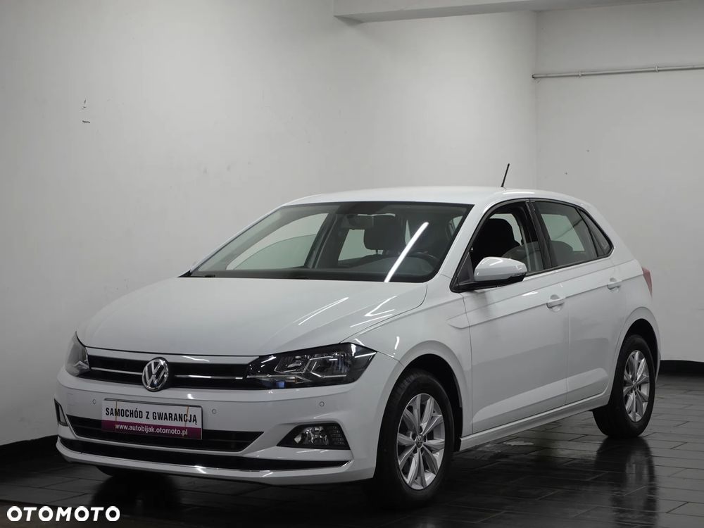 Volkswagen Polo - 1