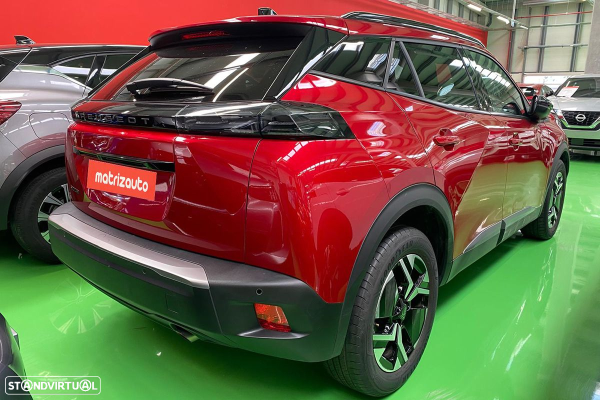 Peugeot 2008 1.2 PureTech Allure - 4
