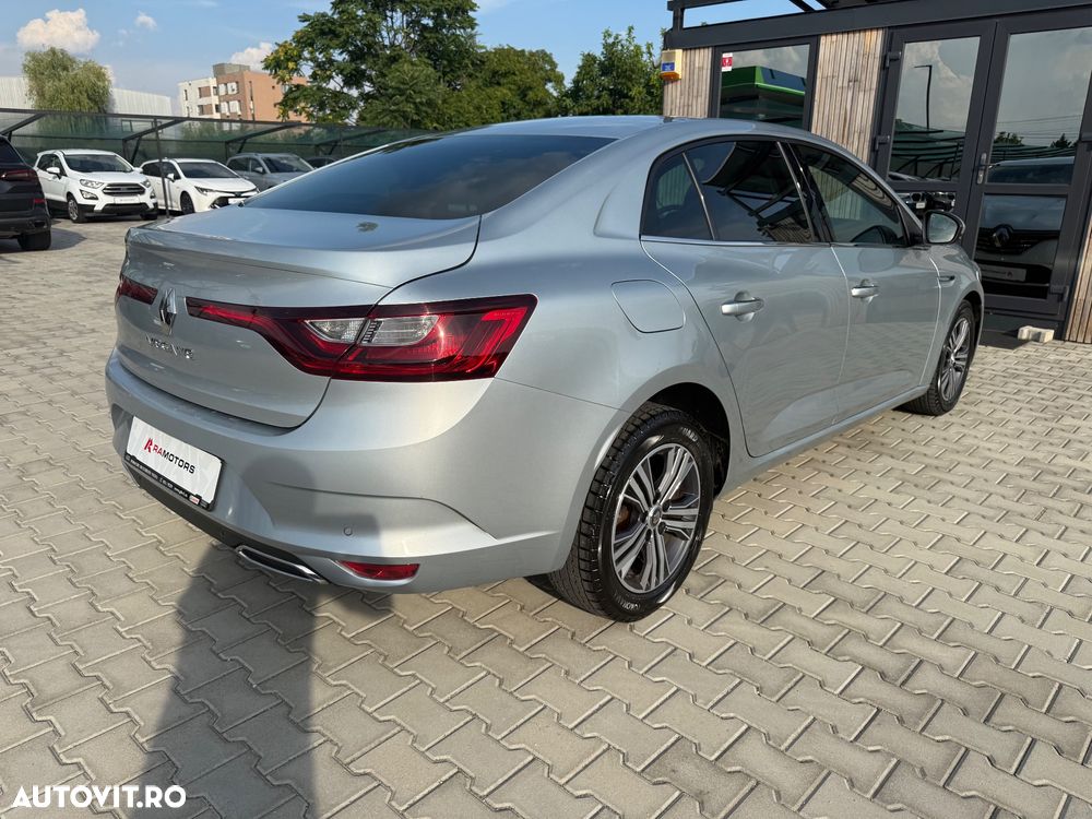 RENAULT Megane 2022 — imagine 8