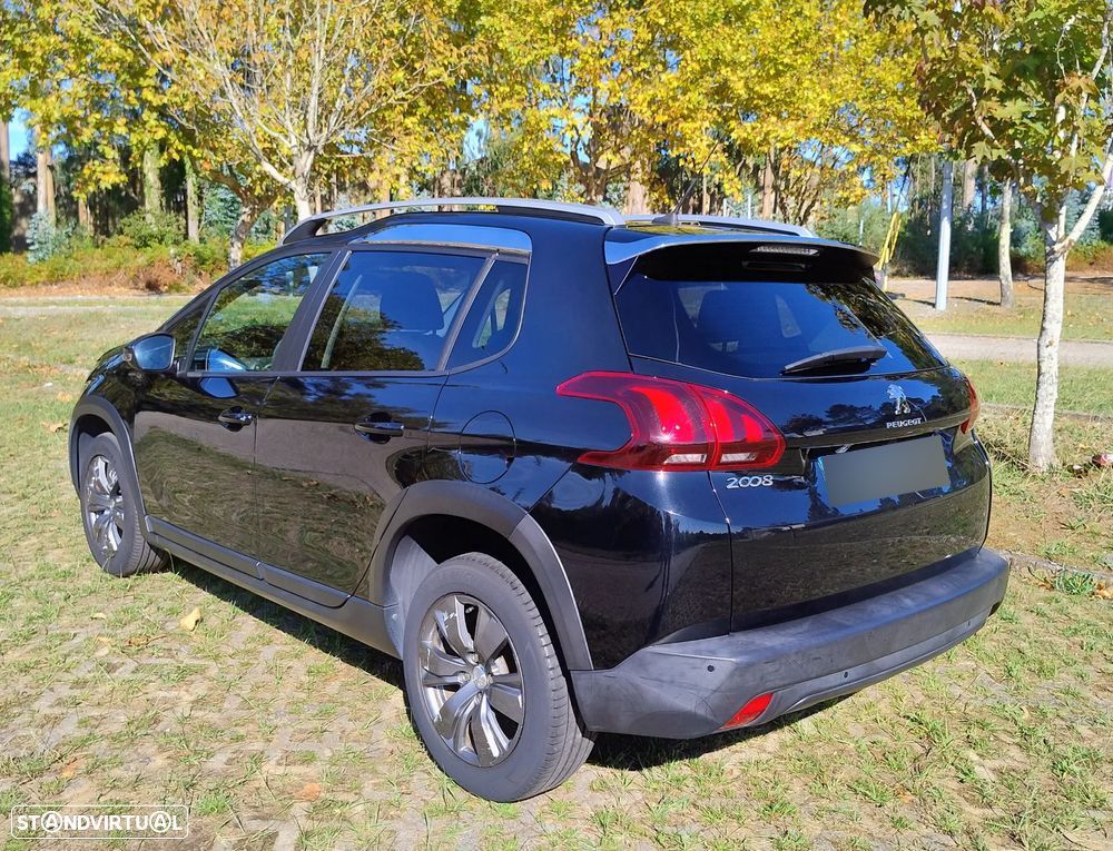 Peugeot 2008 1.5 BlueHDi Signature - 5