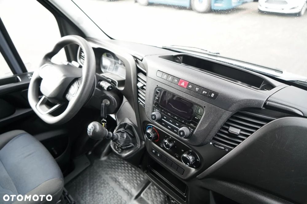 Iveco DAILY 35-130 / CHŁODNIA / AGREGAT XARIOS 350 /  2020 R / Sprowadzony - 28