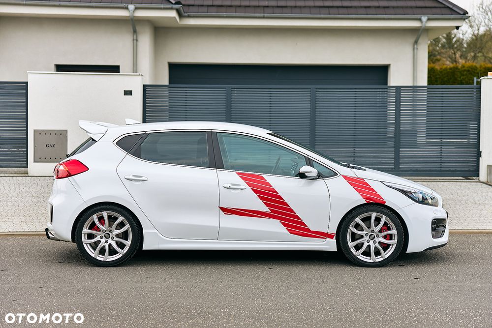 Kia Ceed 1.6 T-GDI GT-Track - 18