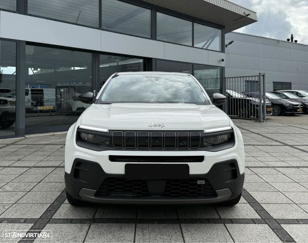 Jeep Avenger 54 kWh Longitude - 3