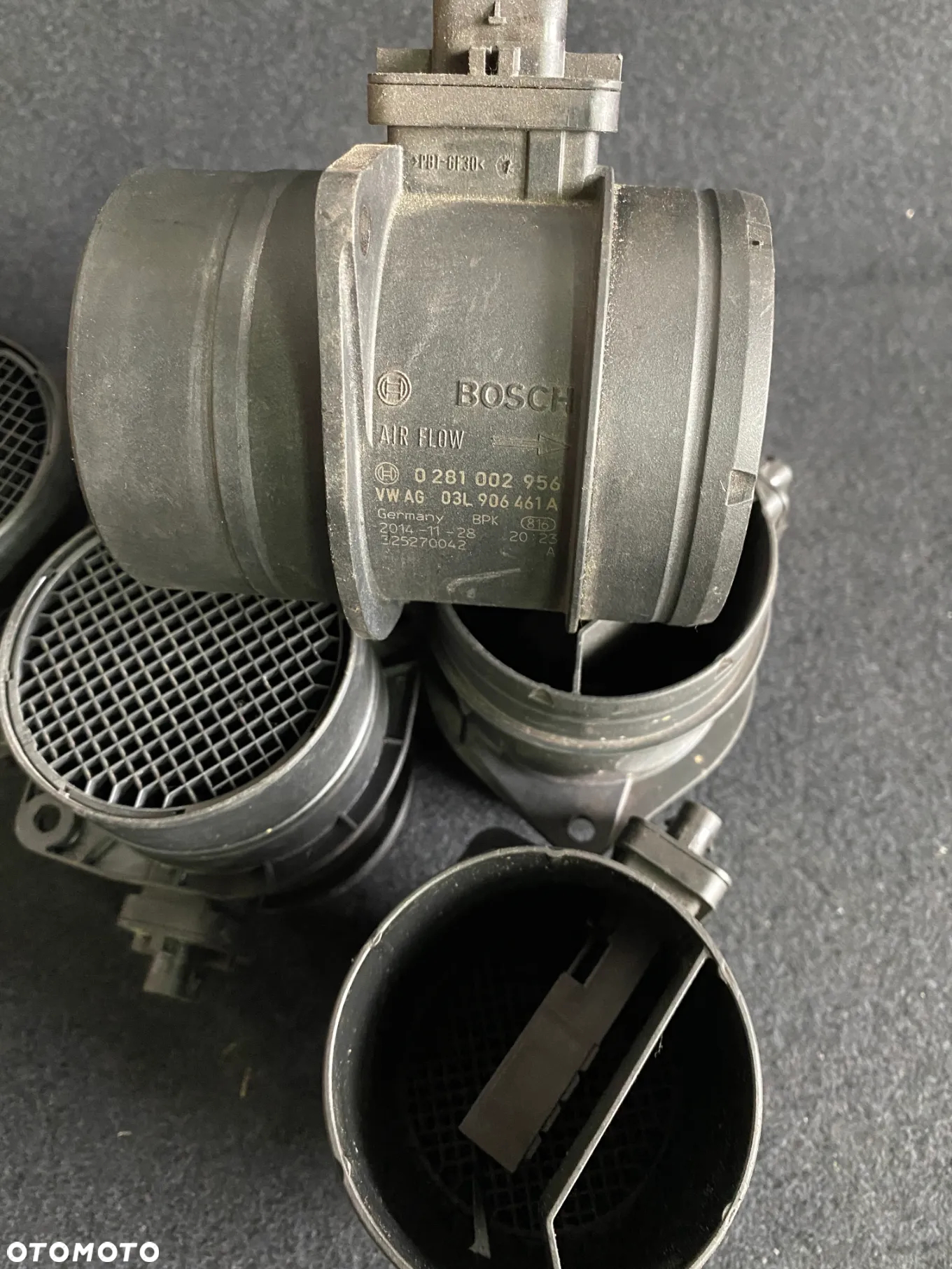 Przepływomierz VW AUDI 2.0TDI 03L906461A - 2