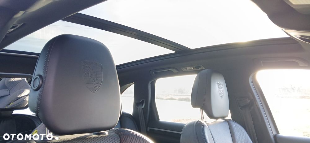 Porsche Cayenne S E-Hybrid - 9