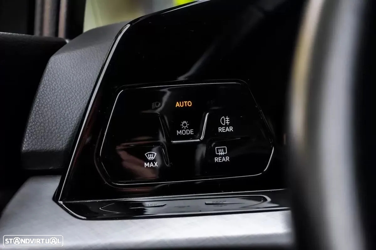 VW Golf Variant 2.0 TDi Conceptline - 20