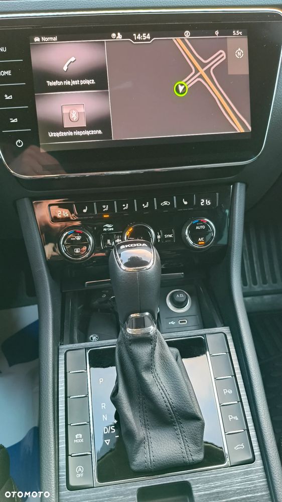 Skoda Superb 2.0 TDI Style DSG - 28