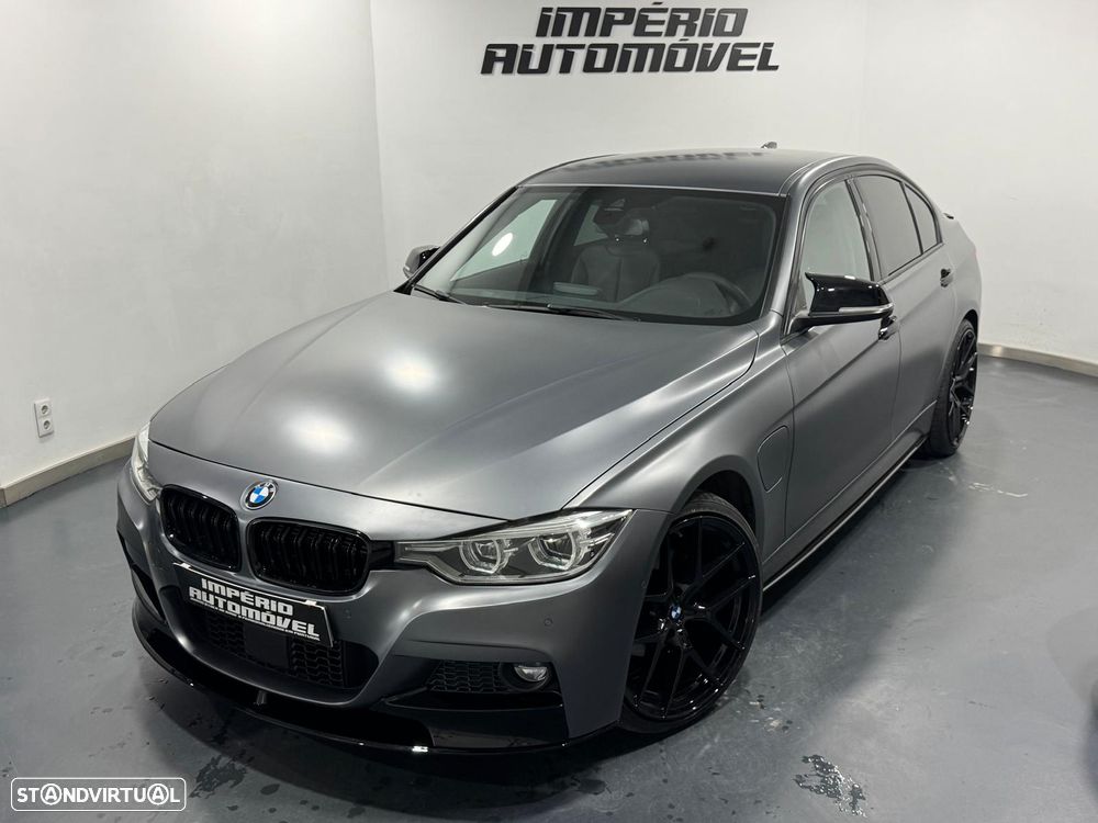 BMW 330 e iPerformance Pack M - 1