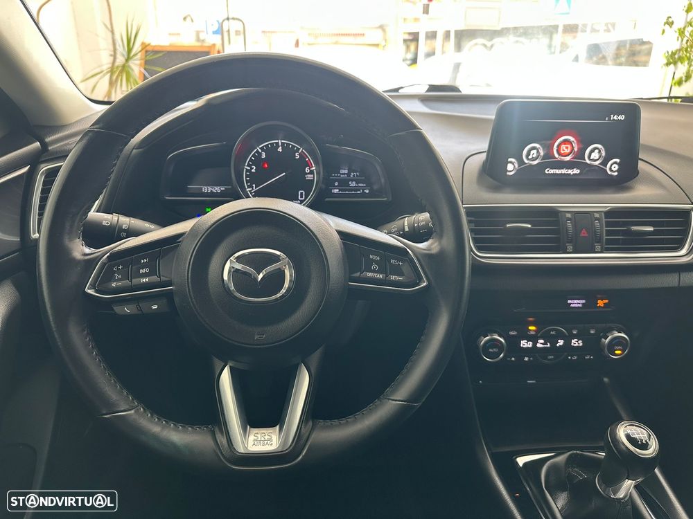 Mazda 3 Hatchback 1.5 Sky-D Excellence Navi - 17