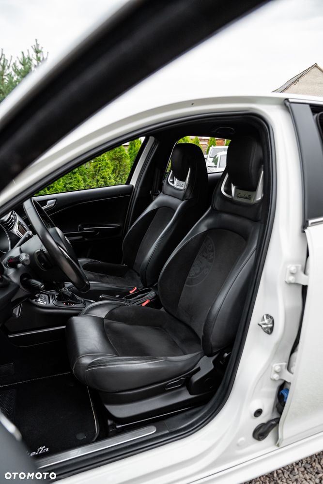 Alfa Romeo Giulietta 1750 TBi QV TCT - 38