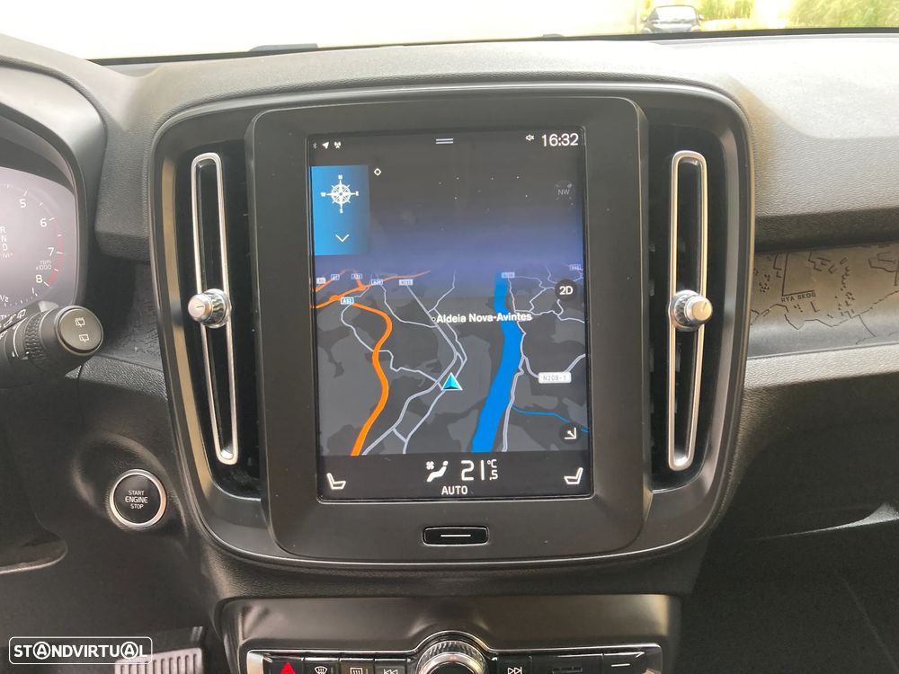 Volvo XC 40 T2 Essential Aut. - 19