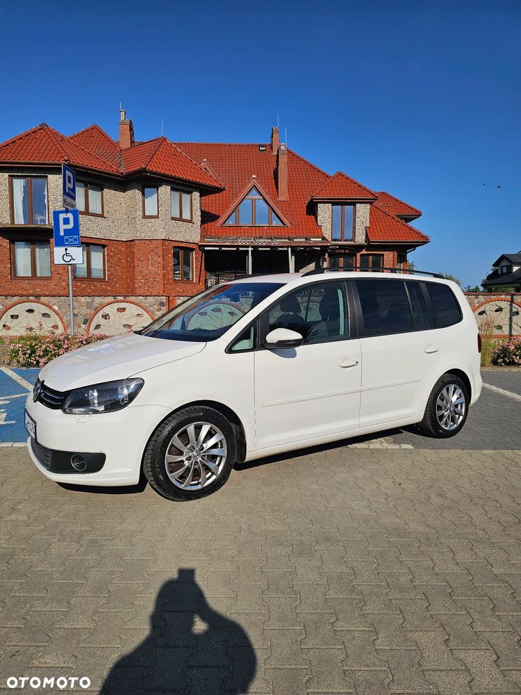 Volkswagen Touran 2.0 TDI DPF DSG STYLE - 2