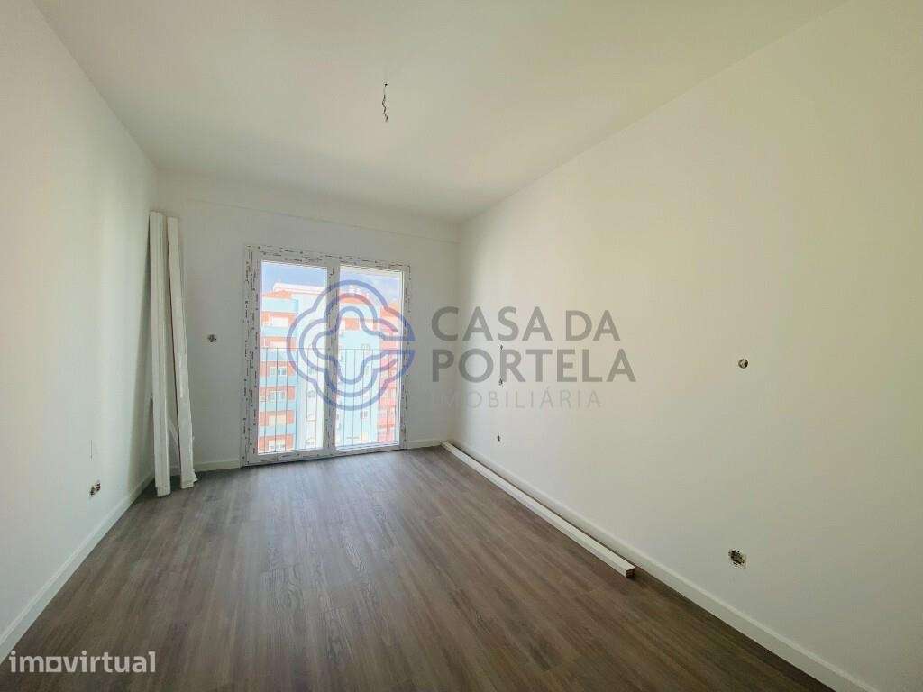 Marta do Pinhal com arrecadação de 23,20m2 - Grande imagem: 5/21