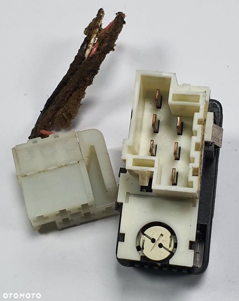 PRZEŁĄCZNIK PRZYCISK SZYBERDACHU VOLVO V70 I 9162950 - 3