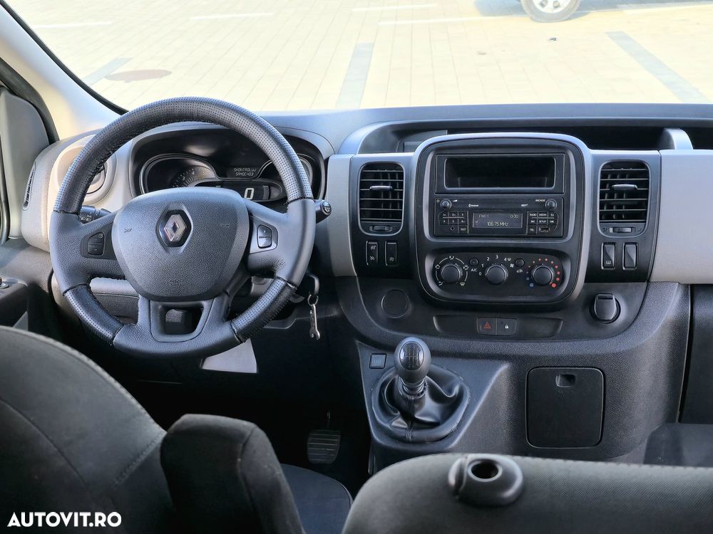 Renault Trafic - 14