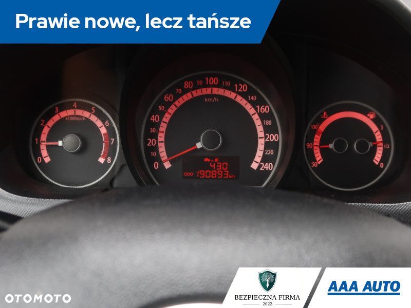 Kia Ceed - 13