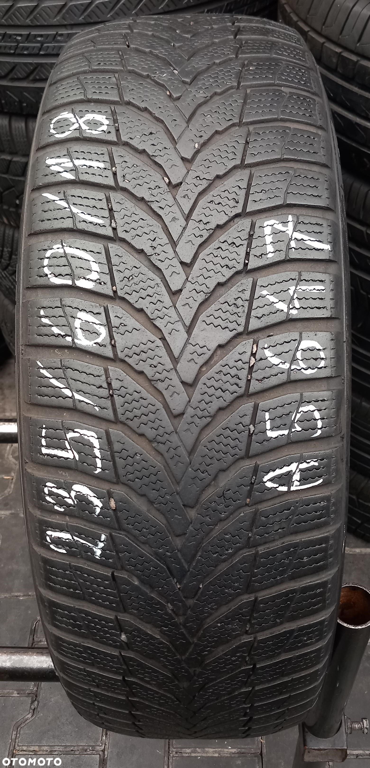 235/60/18 Nexen Winguard Sport 2 SUV WU7s 107H - 1