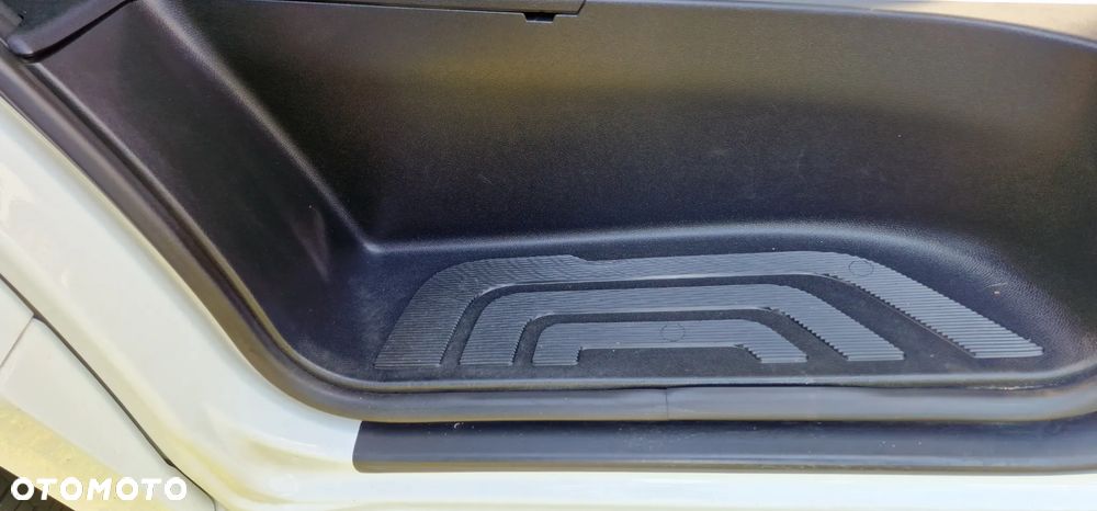 Mercedes-Benz Sprinter - 36