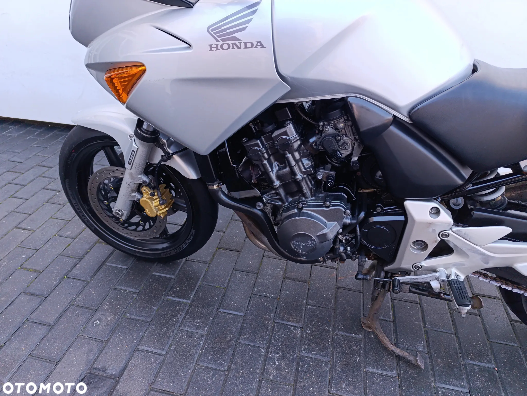 Honda CBF - 12