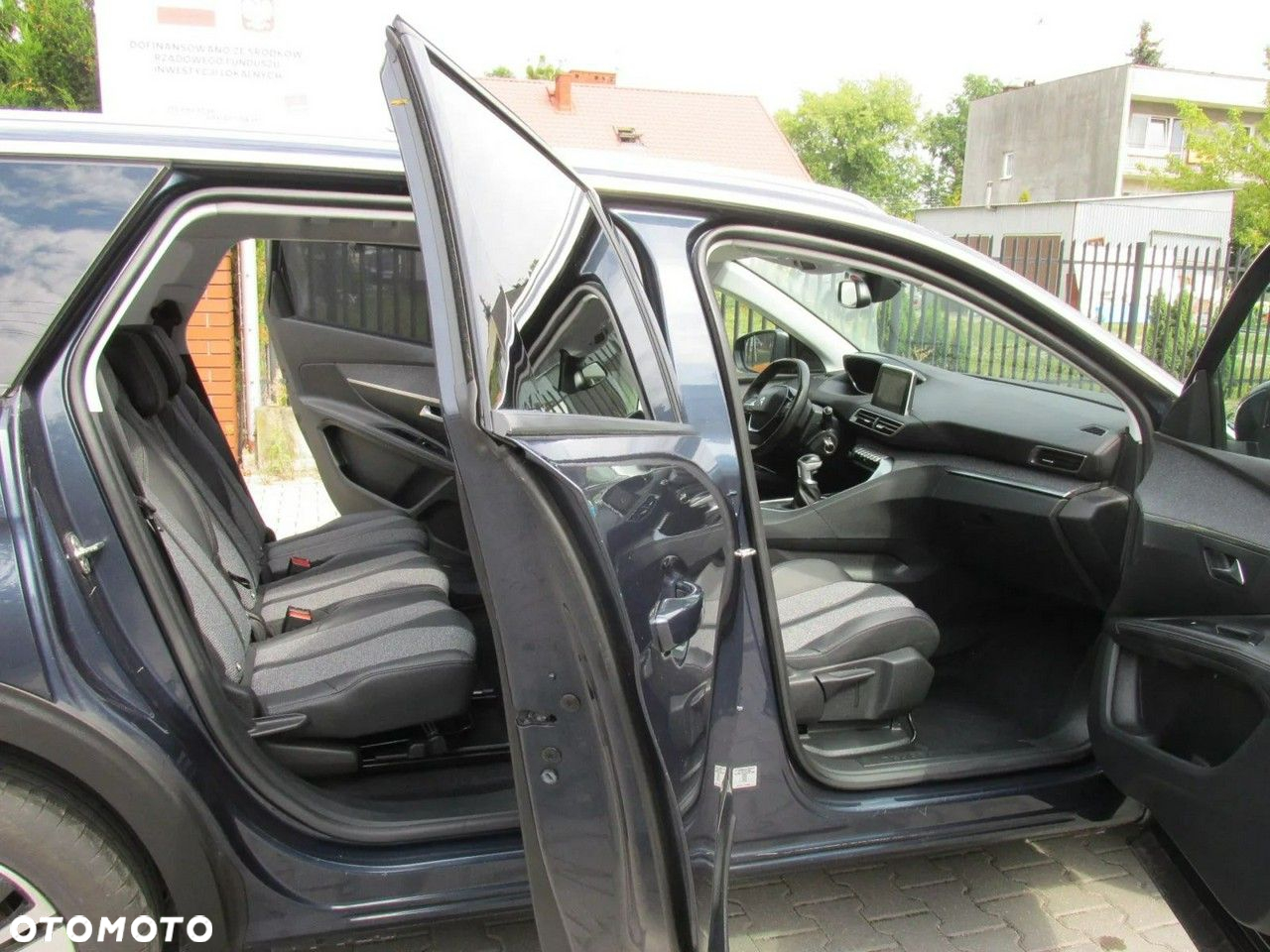Peugeot 5008 1.5 BlueHDI Allure S&S - 9