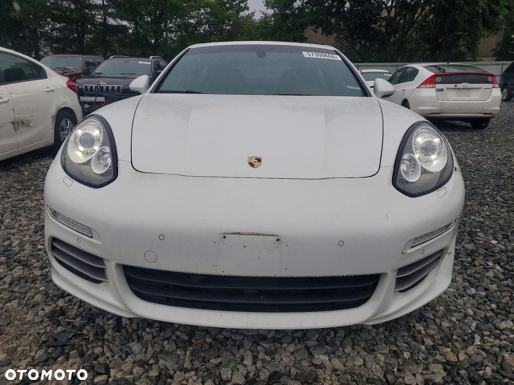 Porsche Panamera - 2
