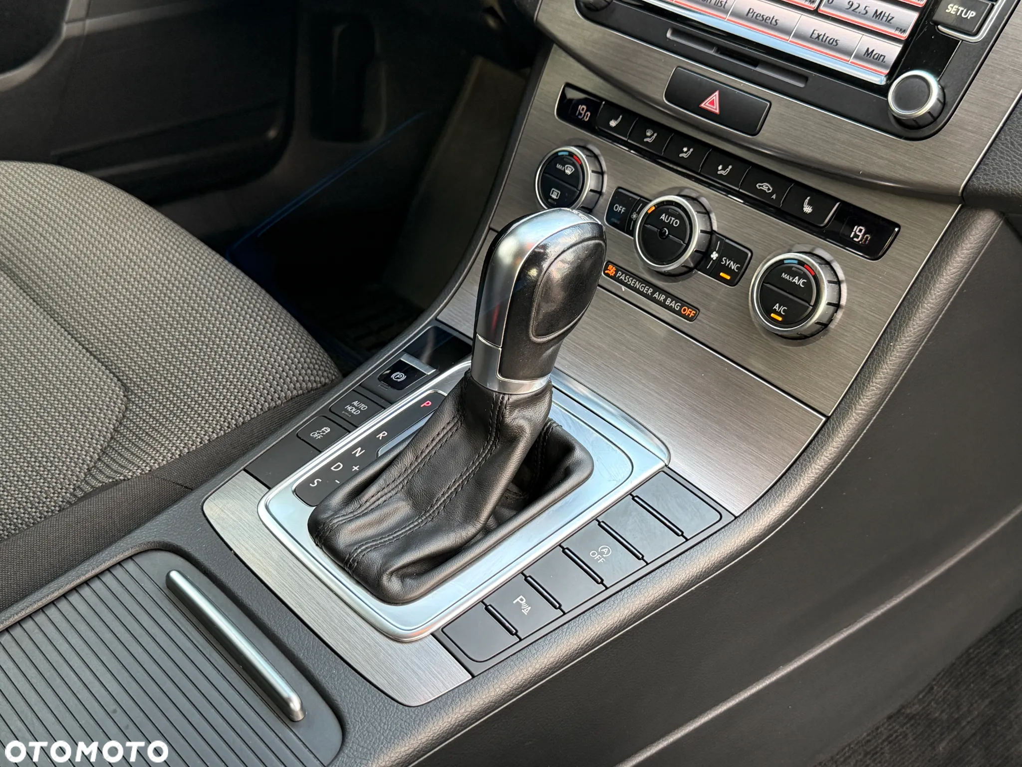 Volkswagen Passat 2.0 TDI Comfortline DSG - 26