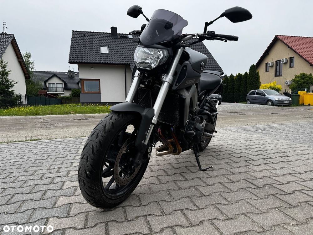 Yamaha MT - 4