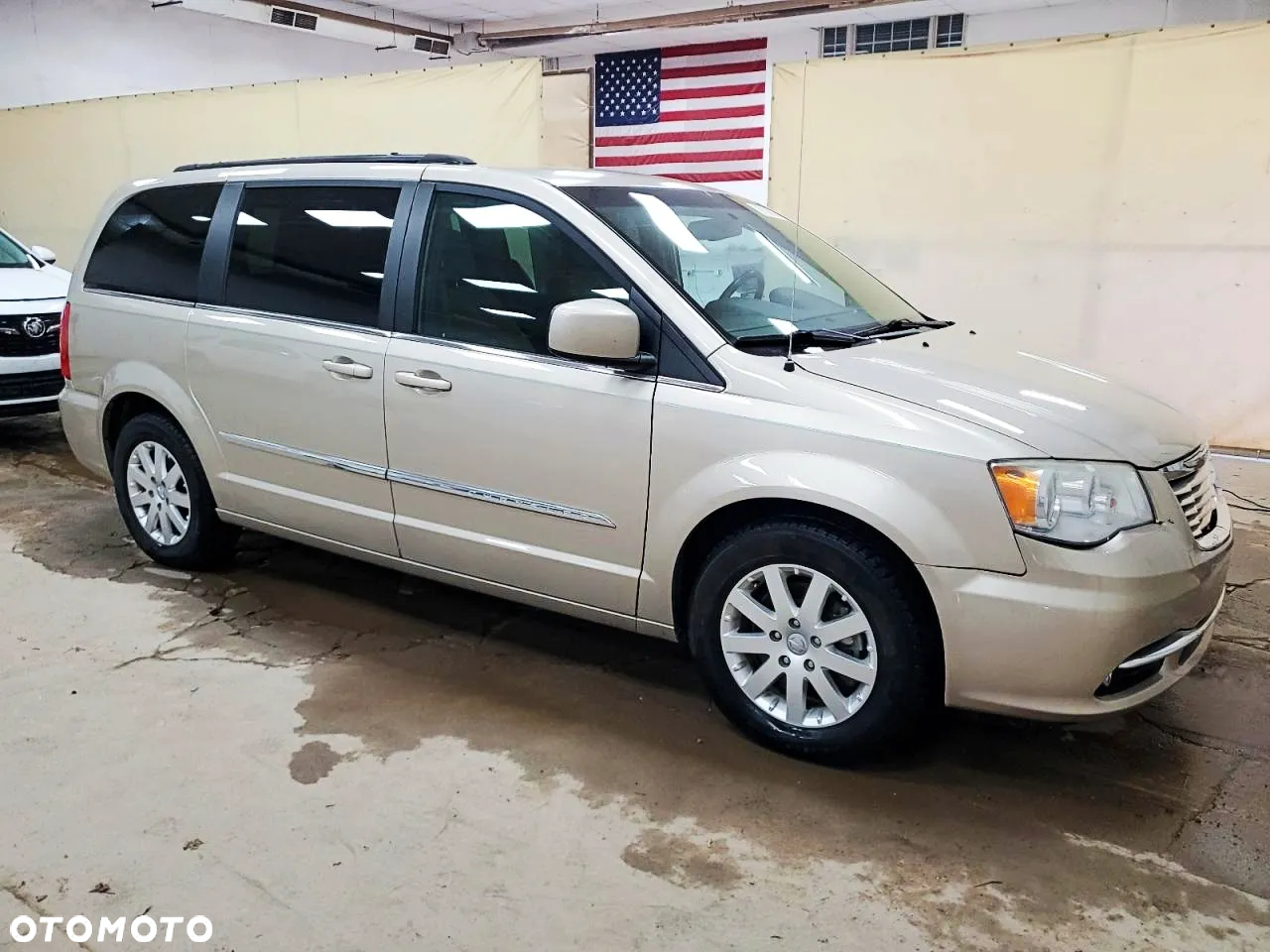 Chrysler Town & Country 3.6 Limited - 4