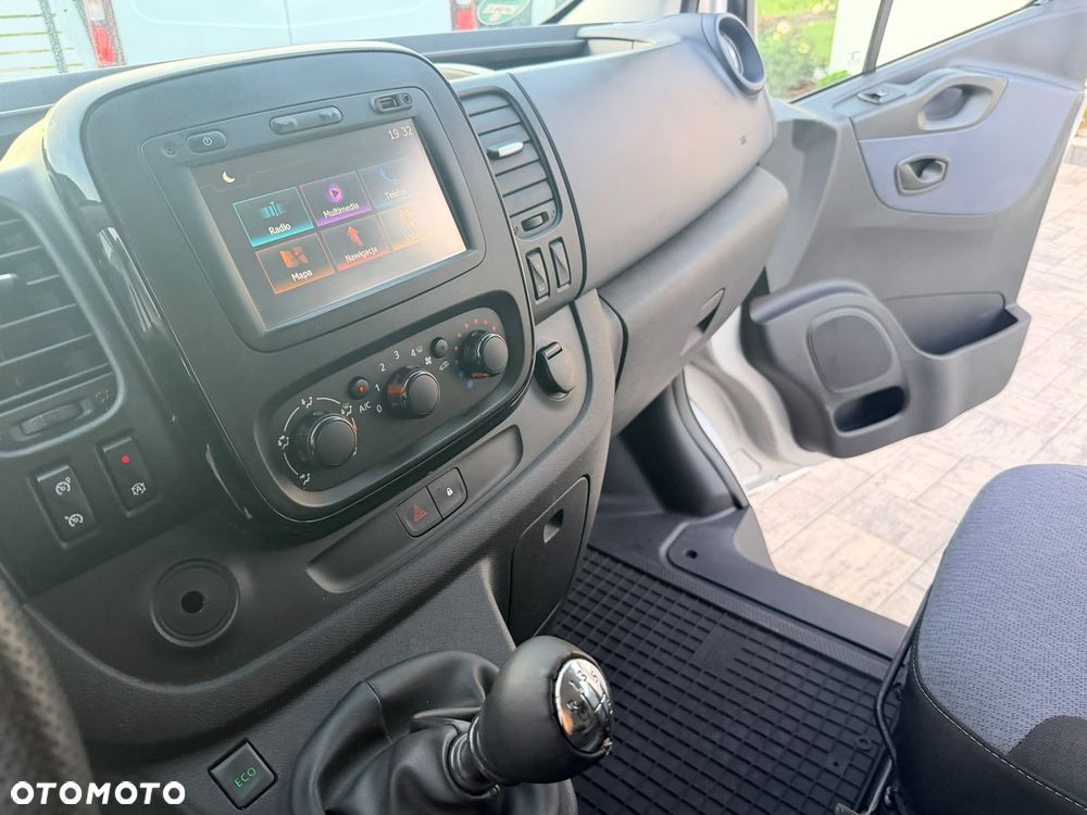 Opel vivaro - 19
