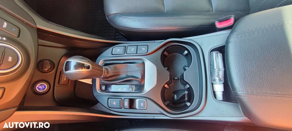 Hyundai Santa Fe blue 2.2 CRDI 4WD Automatik Premium - 14