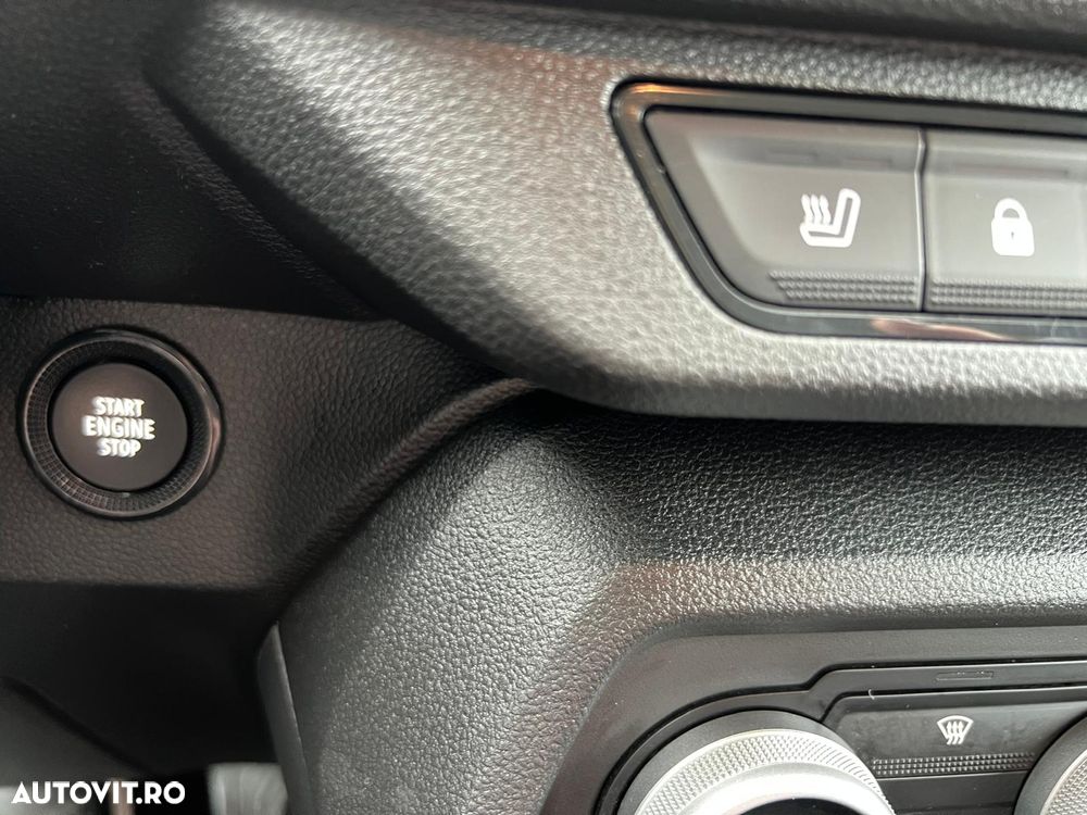 Dacia Logan TCe 90 MT6 Journey - 16