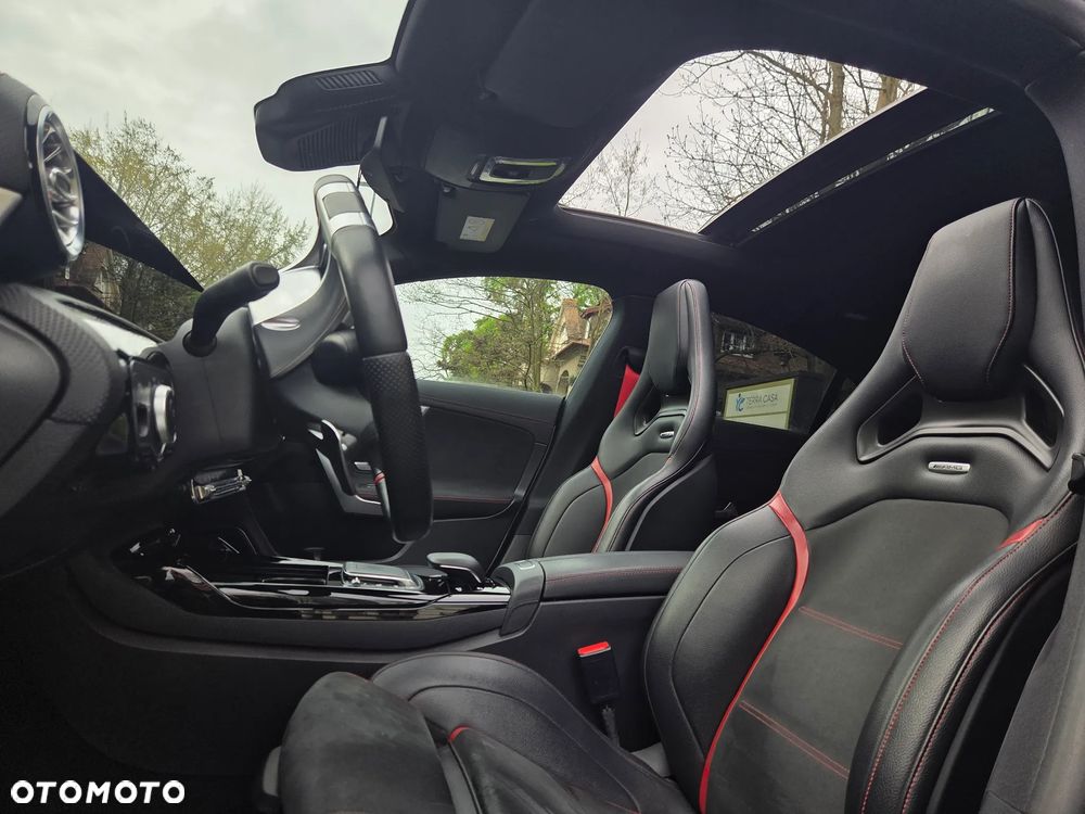 Mercedes-Benz CLA - 21