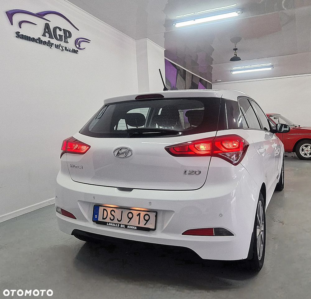 Hyundai i20 - 13