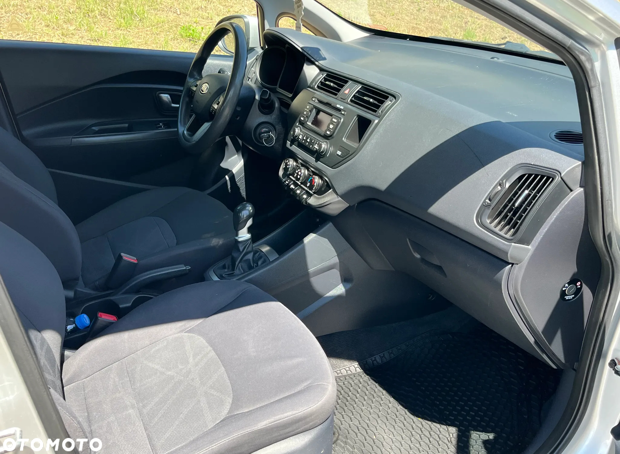 Kia Rio - 23