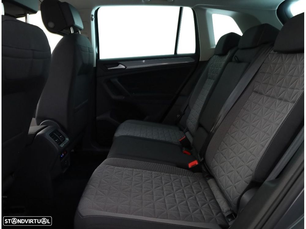 VW Tiguan 2.0 TDI Life DSG - 10