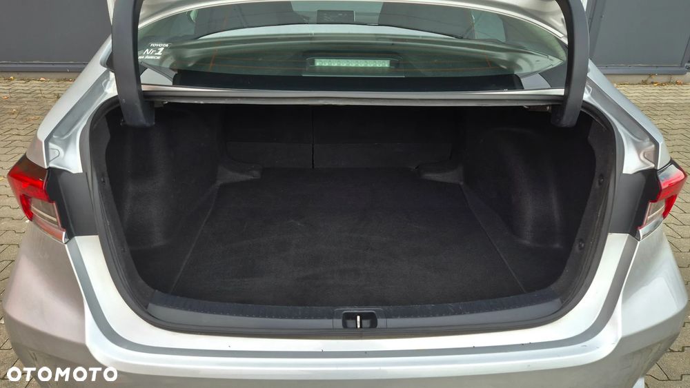 Toyota Corolla 1.6 Comfort MS - 11