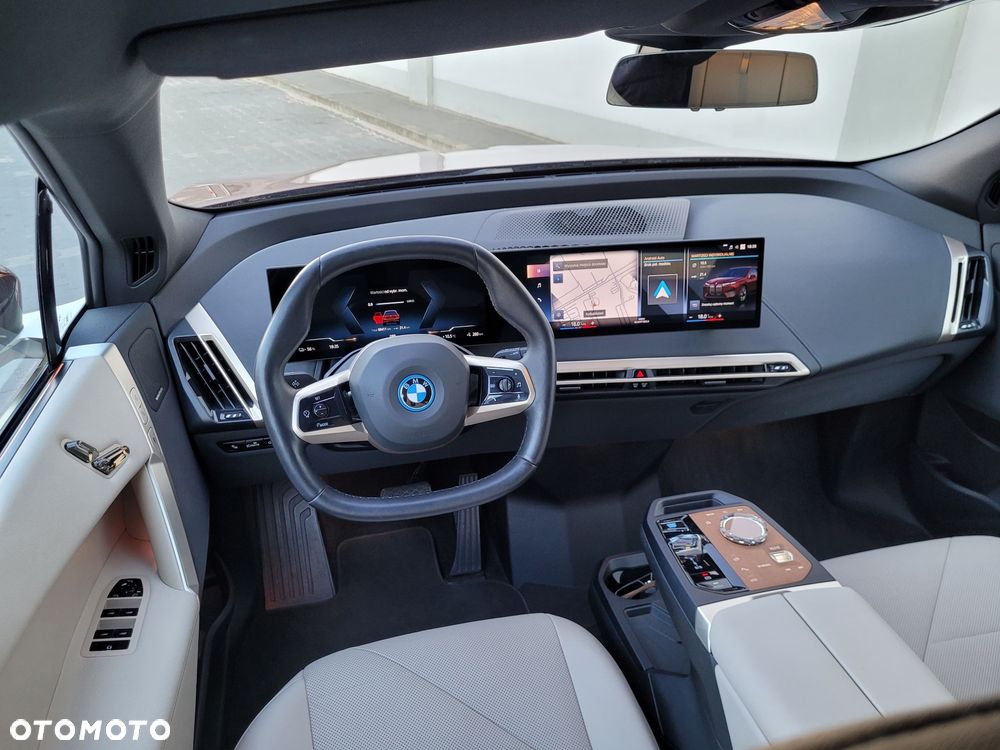 BMW iX xDrive50 111.5kWh Signature - 8