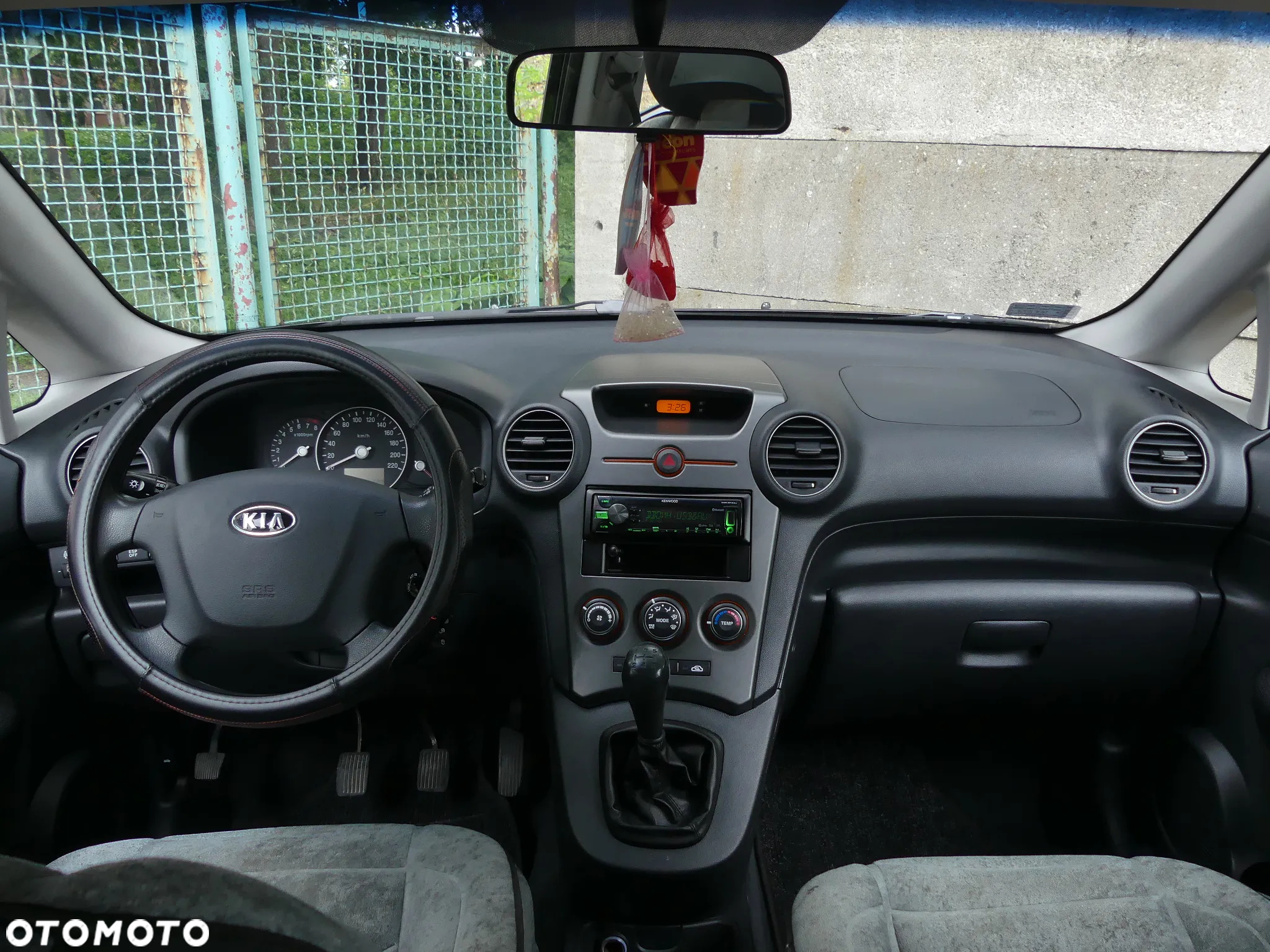Kia Carens 2.0 CVVT EX - 4