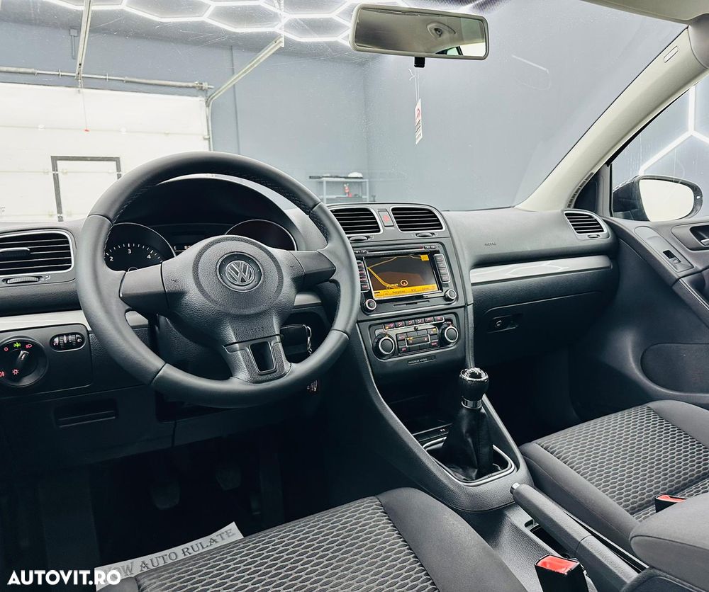 Volkswagen Golf 1.6 TDI DPF BlueMotion - 19