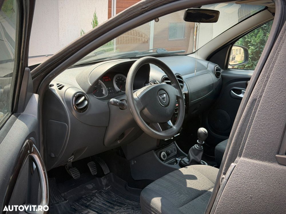 Dacia Duster 1.5 dCi 4x4 Laureate - 12