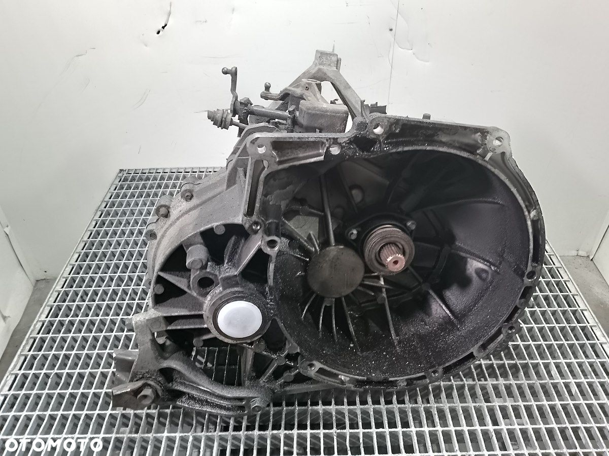 SKRZYNIA BIEGÓW MANUALNA MAZDA 3 3M5R7002  8MR-7F096-YF 1.6 CITD - 6