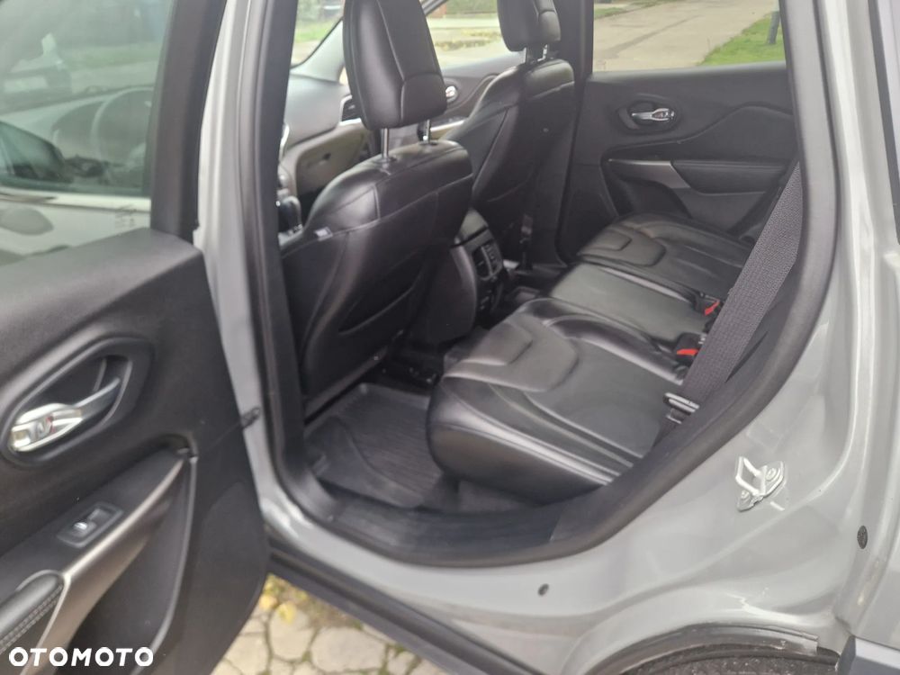 Jeep Cherokee 3.2 V6 Active Drive I Limited - 17
