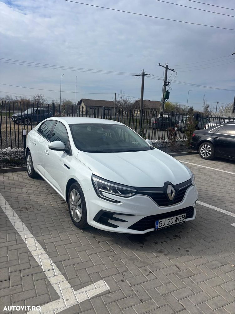 Renault Megane TCE 114 GPF Life - 3