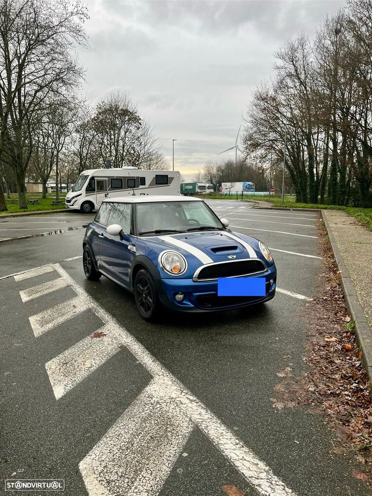 MINI 3 Portas Cooper SD - 2