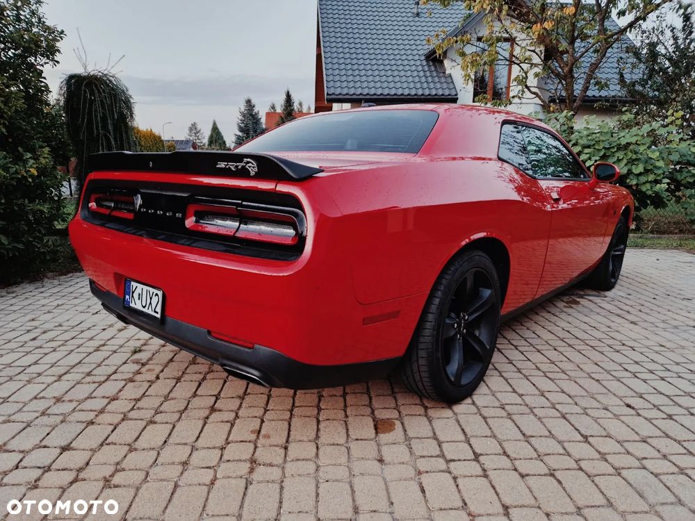 Dodge Challenger - 3