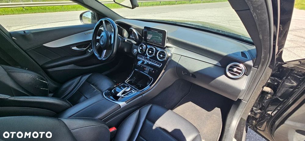 Mercedes-Benz Klasa C 200 4-Matic 9G-TRONIC - 15